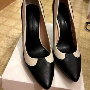 Banana Republic NIB Black White Pumps, Sz 8.5